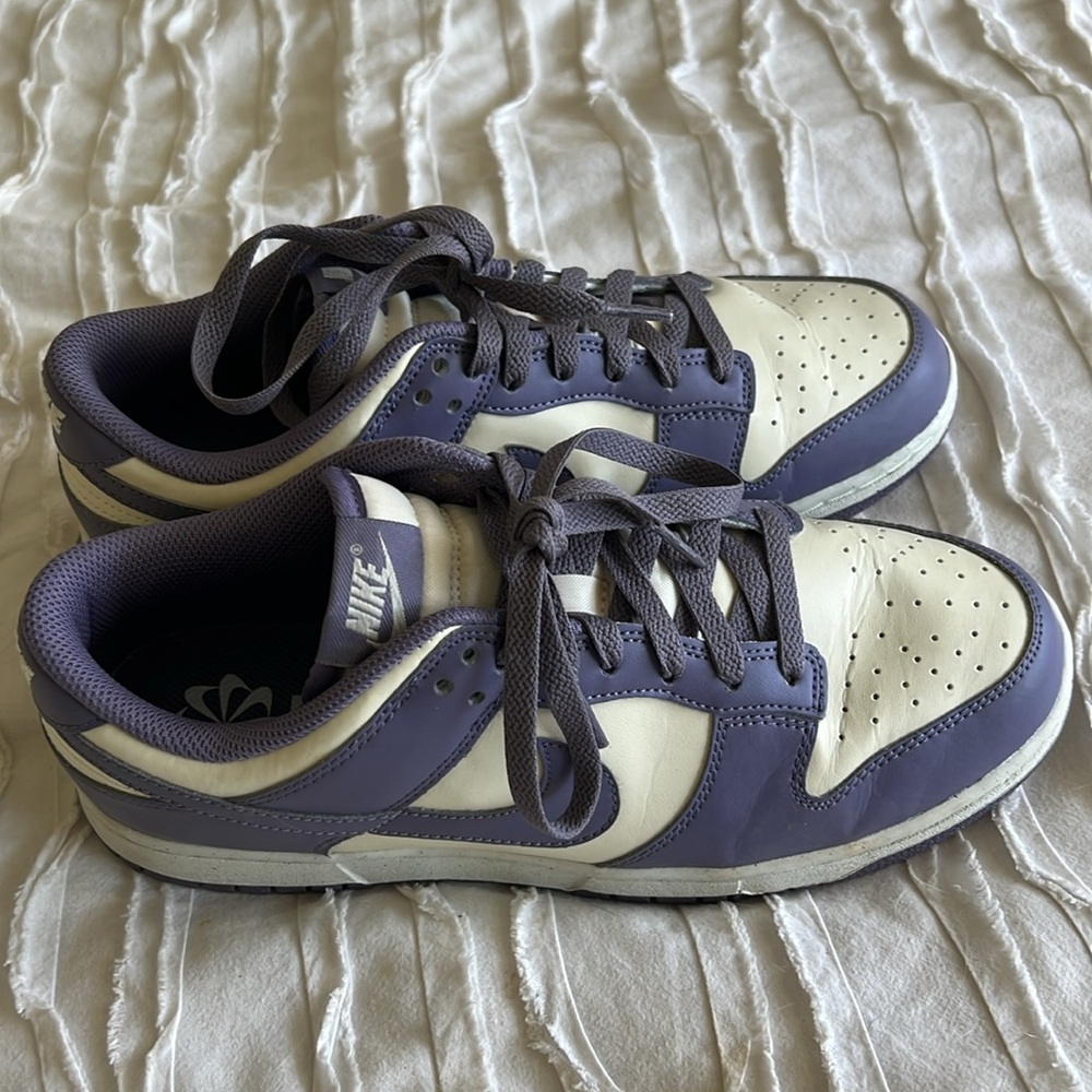 Nike Women’s Nike Dunk Low - Picture 3 of 9